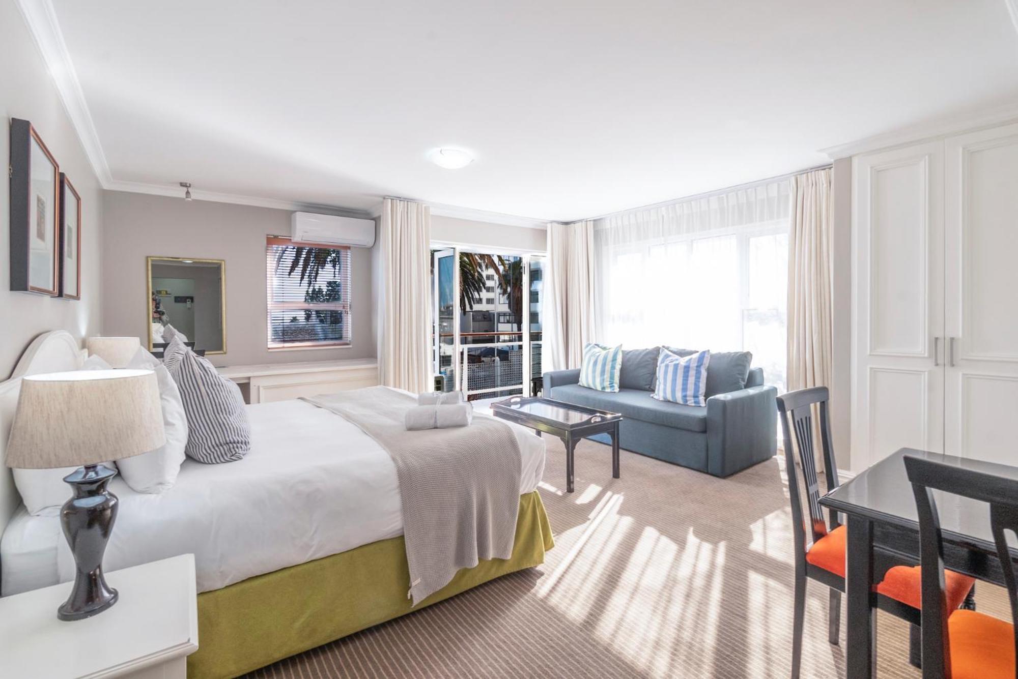 The Bantry Aparthotel By Totalstay Cape Town Bagian luar foto